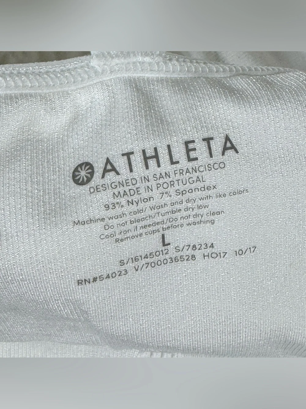 Athleta Mesh Around 2.0 Sports Bra Size L